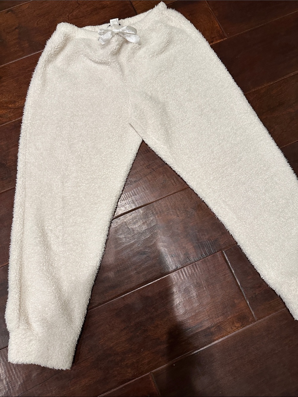 Cream Plush Women’s Jogger Pants Super Soft and Warm Perfect for Winter